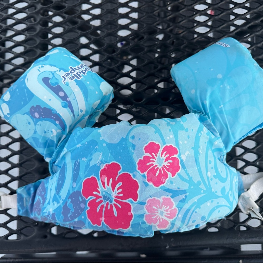 Blue Floral Swim Float puddle jumper